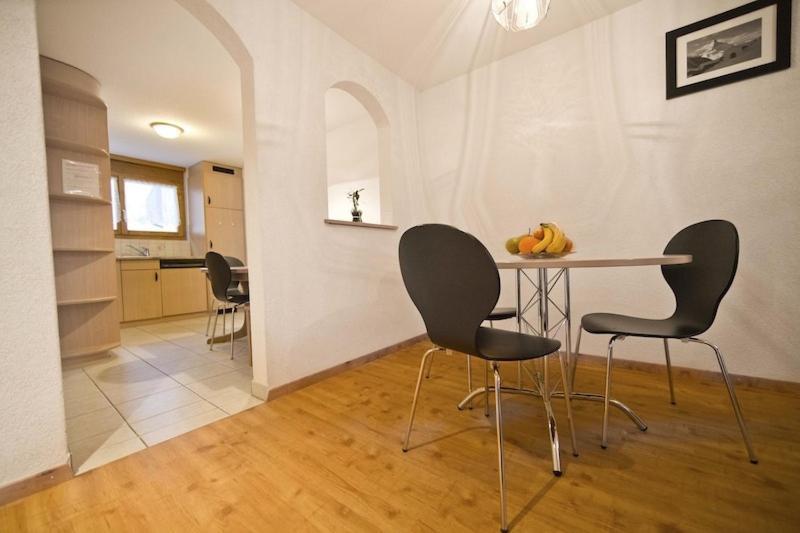 Haus Perelia C Apartamento Zermatt Quarto foto