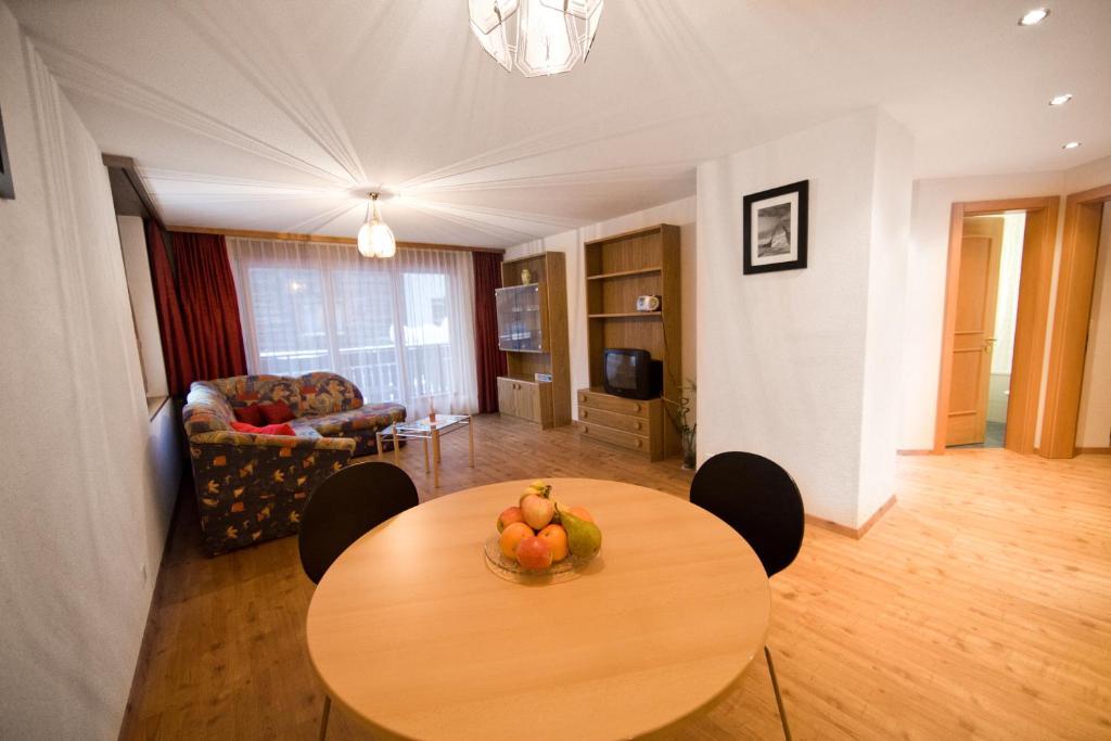 Haus Perelia C Apartamento Zermatt Quarto foto