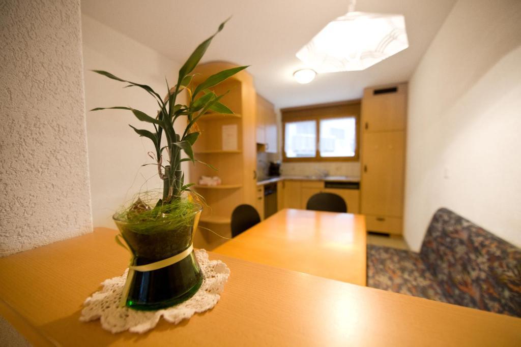 Haus Perelia C Apartamento Zermatt Quarto foto